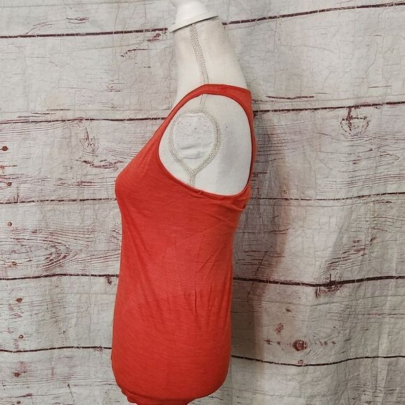 Sweaty Betty Athlete Seamless Racerback Tank Size Medium - Picture 3 of 5